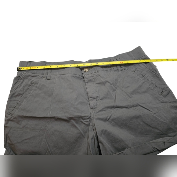 Riders by Lee Gray Midrise Shorts Size 22 - Picture 4 of 7